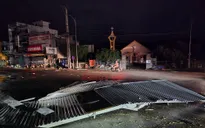 Đắk Lắk di dời 8.000 người, hàng loạt căn nhà sập, cây bật gốc vì bão số 13