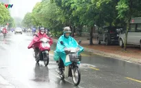 Bắc Bộ mưa lạnh, hoàn lưu sau bão gây mưa lớn ở Trung Bộ