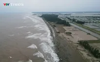 Ninh Bình: Bờ kè tiền tỷ tan hoang sau mưa bão