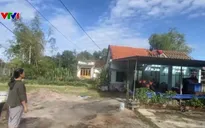 Lốc xoáy quét qua trong đêm, hơn 50 nhà dân Đà Nẵng hư hại