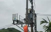 Thêm hơn 70.000 khách hàng được cấp điện sau bão số 13