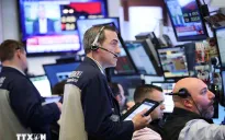 Chứng khoán Mỹ lập đỉnh mới