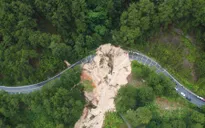 Khẩn trương khắc phục sạt lở nghiêm trọng trên đèo Sông Pha và đèo Mimosa