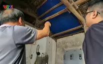 Nhà bị thấm dột, xuống cấp không được sửa chữa vì dự án treo 24 năm