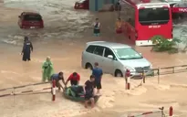 Khánh Hòa: Cấm xe qua đèo Cả, đèo Cổ Mã do sạt lở nghiêm trọng