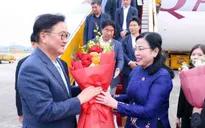 Chủ tịch Quốc hội Hàn Quốc đến Hà Nội, bắt đầu thăm chính thức Việt Nam