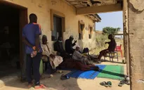 Nhóm tay súng bắt cóc 52 người tại trường Công giáo ở Nigeria 