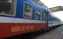 Tiếp tục ngừng chạy nhiều chuyến tàu do mưa lũ