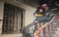 Hà Nội: Kịp thời giải cứu 3 người trong vụ cháy nhà dân