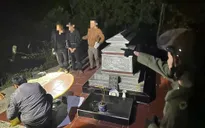 Giấu hàng ngàn viên ma túy trong nghĩa trang