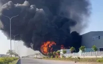 Hải Phòng: Cháy bãi phế liệu mút xốp, lực lượng PCCC kịp thời khống chế