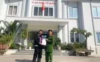 Nhận lại 150 triệu đồng chuyển nhầm nhờ sự hỗ trợ của công an