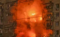 Nga tấn công Ukraine dồn dập bằng UAV và tên lửa siêu vượt âm