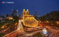 TP Hồ Chí Minh: Nhà thờ Đức Bà khoác áo mới lung linh  đón Giáng sinh với 1.000 km đèn LED