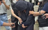 Phụ huynh ở Hàn Quốc 10 lần đột nhập trường đánh cắp đề thi cho con