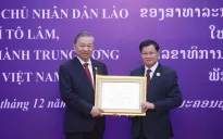 Trao Huân chương Vàng Quốc gia của nước CHDCND Lào tặng Tổng Bí thư Tô Lâm