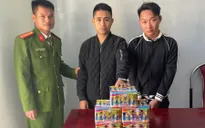Bắt nam thanh niên vận chuyển 8,6 kg pháo hoa nổ