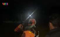 Nước dâng cao gây ngập sâu, Lâm Đồng xuyên đêm đưa 1.500 hộ dân đến nơi an toàn