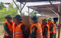 Bộ đội Biên phòng giúp người dân Lâm Đồng khắc phục hậu quả sau lũ