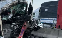 Quảng Trị: Tai nạn trên cao tốc, 5 người thương vong