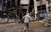 Tổng thống Zelensky tổ chức đàm phán khẩn với 30 quốc gia giữa sức ép hòa bình từ Tổng thống Trump