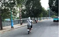 Tịch thu xe máy của nam thanh niên “bốc đầu” để quay clip TikTok