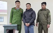 Tài xế taxi đột nhập nhà dân, đục két sắt lấy trộm tiền vàng