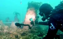 Phát hiện bức tường cổ niên đại 7.000 năm dưới đáy biển nước Pháp
