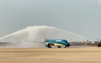 Chuyến bay đầu tiên hạ cánh thành công tại sân bay Long Thành