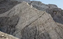 Phát hiện hàng nghìn dấu chân khủng long gần địa điểm tổ chức Olympic 2026 ở Italy