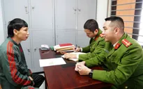 Đối tượng truy nã trốn bên Thái Lan về đầu thú