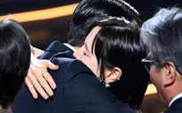 Hyun Bin trải lòng về chuyện tình với Son Ye Jin: Mưa dầm thấm lâu