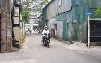 Vụ ép nữ sinh quỳ xin giữa phố Hà Nội: Nhân chứng kể lại diễn biến vụ việc