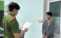 Nam thanh niên vờ hỏi mua rồi cướp giật 360 tờ vé số của người khuyết tật