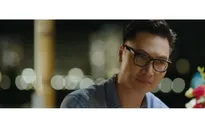 Lằn ranh: Triển khó chịu ra mặt khi sếp gửi lời chúc mừng sinh nhật vợ