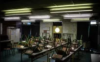 Hơn 5.000 trường học tại Pháp đóng cửa do ít trẻ em