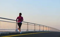 Cẩn trọng khi dậy sớm tập thể dục trong mùa lạnh