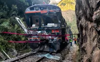 Hai đoàn tàu va chạm ở Peru khiến hàng chục người thương vong