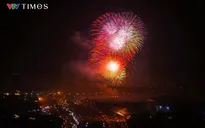 Nhiều tỉnh, thành trên cả nước bắn pháo hoa chào năm mới 2026