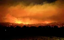 Australia ban bố tình trạng thảm họa về cháy rừng