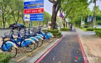 Làn đường cho xe đạp ở TP Hồ Chí Minh: Bất cập về hạ tầng, thiếu kết nối