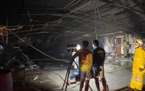 Cháy gara sửa chữa xe ở Nakhon Pathom (Thái Lan)