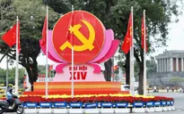 Người dân Hà Nội hân hoan, tự hào chào mừng Đại hội XIV của Đảng