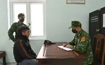 Quảng Ninh: Bắt vụ vận chuyển 1.364 bình khí cười trên biển