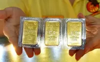 Giá vàng tăng 4 triệu đồng/lượng