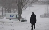 Người Mỹ tích đồ ứng phó bão tuyết lịch sử