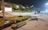 Ba người tử vong trên đường trong đêm ở Quảng Trị, xung quanh có dao, bình xịt hơi cay