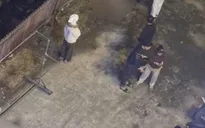 Mâu thuẫn tình cảm, thanh niên đâm bạn gái tử vong tại quán karaoke