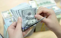 Đồng USD tiếp đà giảm khi Fed giữ nguyên lãi suất
