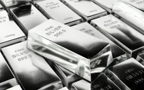 Giá bạc bứt phá lên đỉnh mới